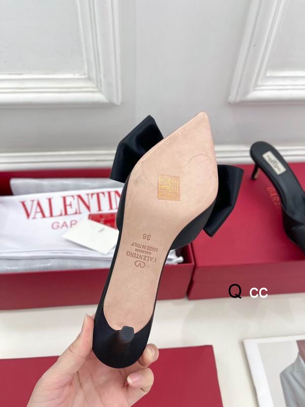 Valentino sz35-40 6CM XC0406