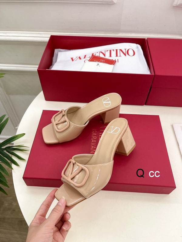 Valentino sz35-40 6CM XC0401