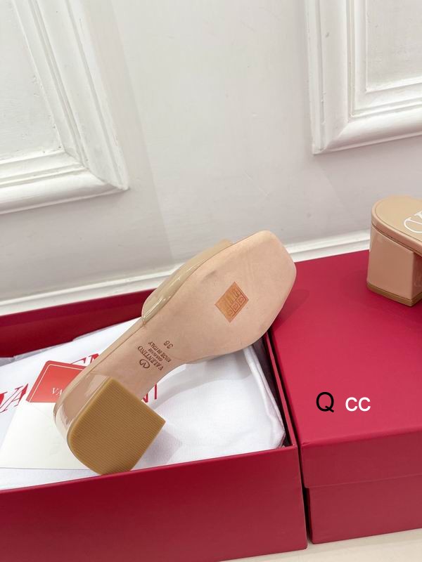 Valentino sz35-40 6CM XC0401