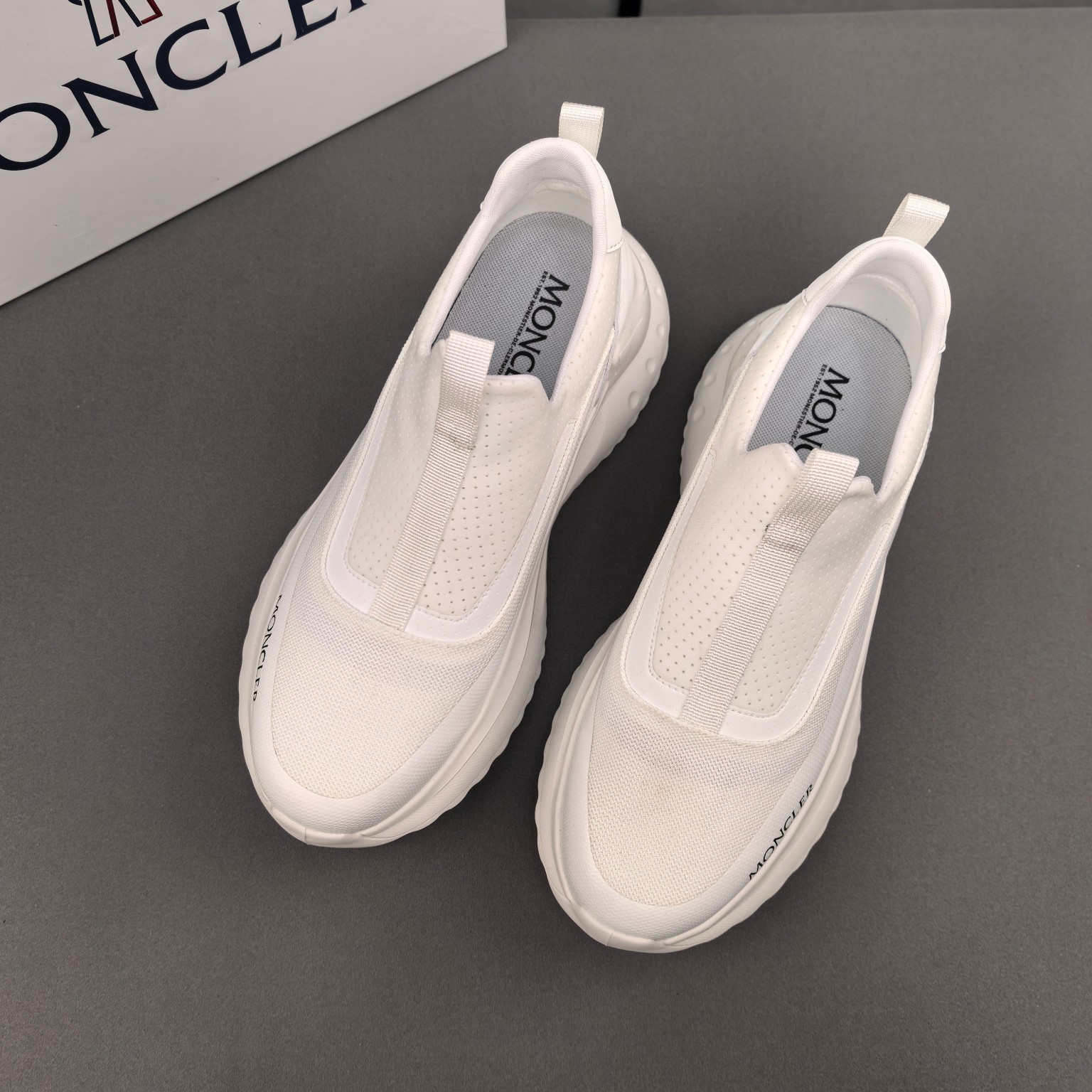 Moncler sz38-44 h0603