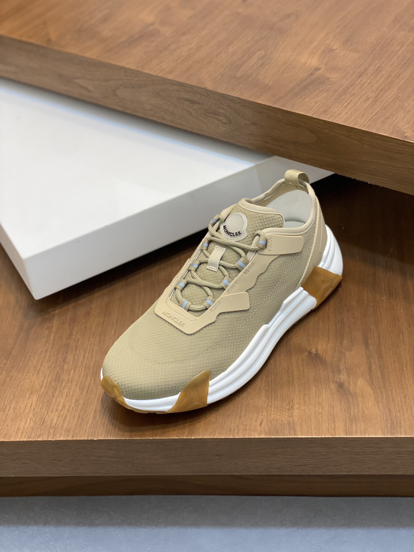 Moncler sz39-44 h0605