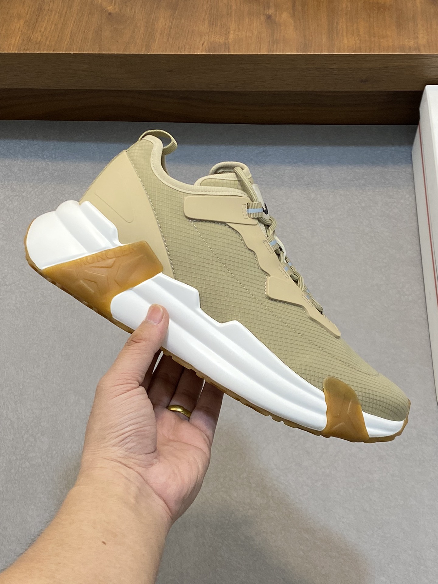 Moncler sz39-44 h0605