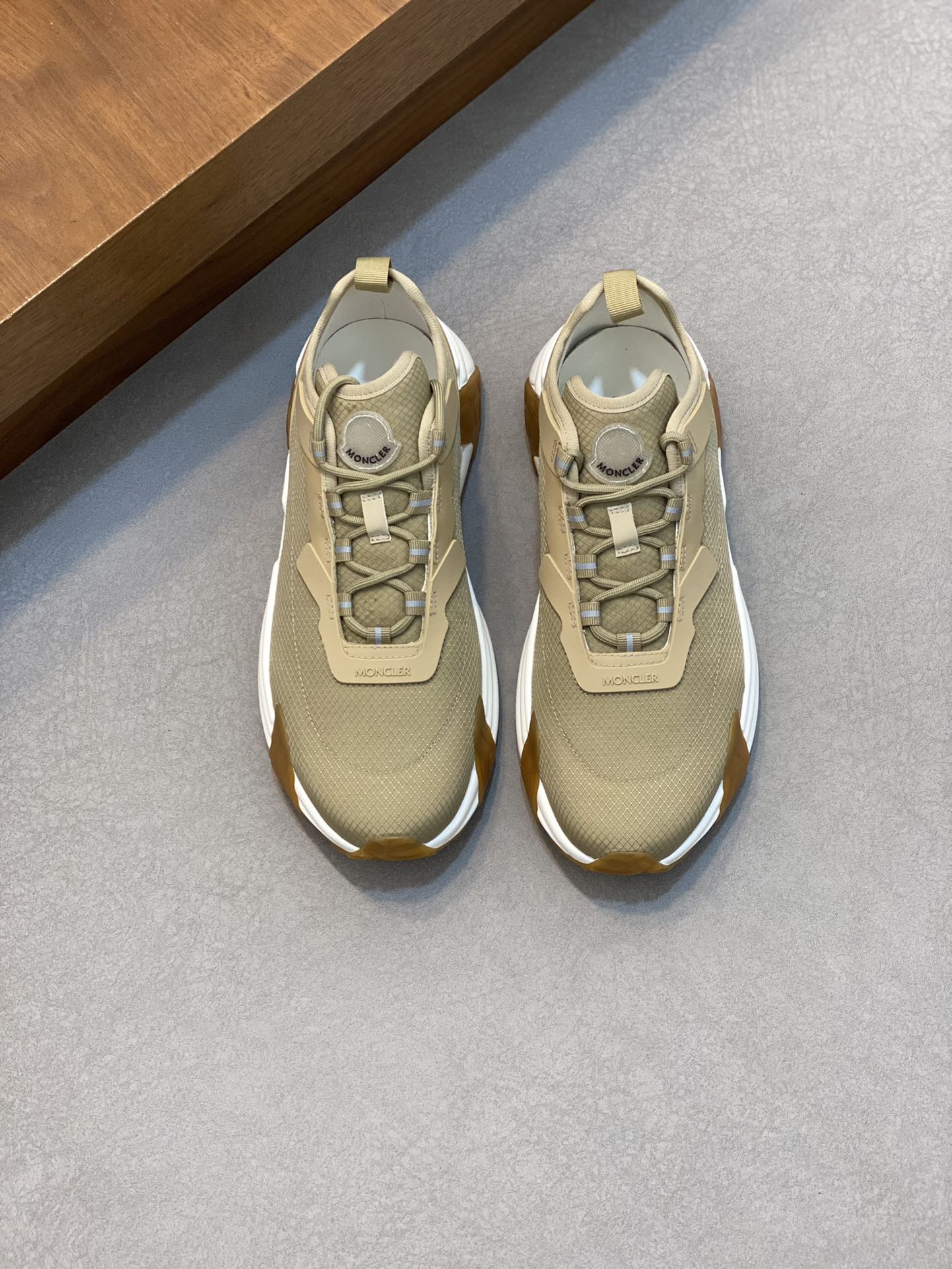 Moncler sz39-44 h0605