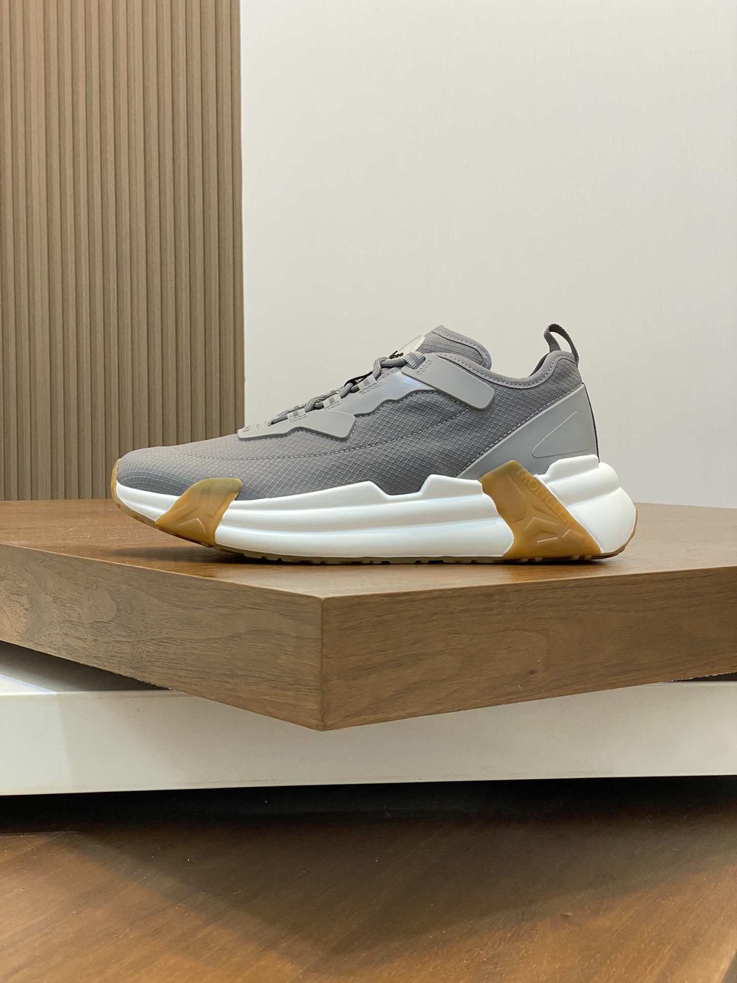 Moncler sz39-44 h0605